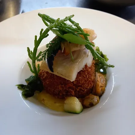 Orchard & Wolds Restaurant Otel