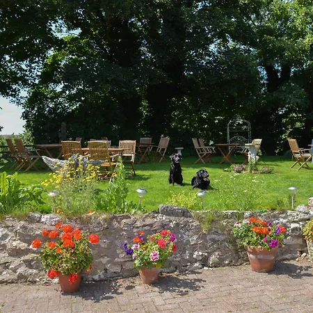 Orchard & Wolds Restaurant 5*