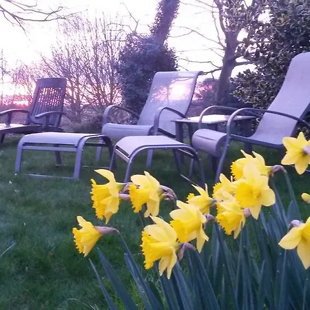 Orchard & Wolds Restaurant Otel Cayton