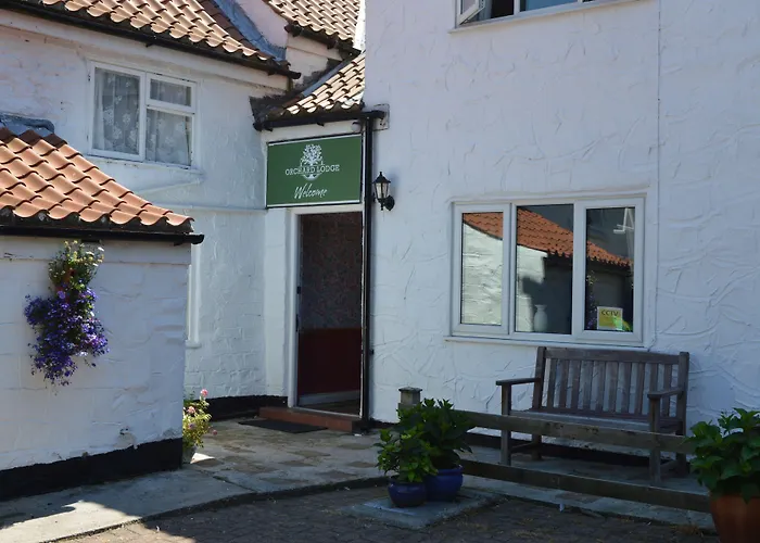 Hotel Orchard Cayton